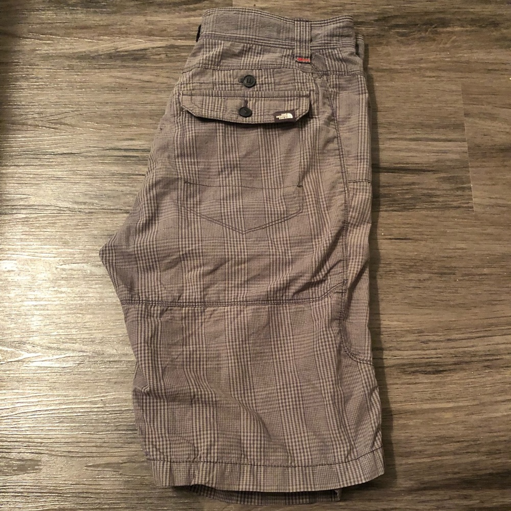 The North Face Reflective Grey Shorts 😎